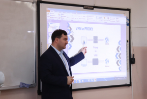 Школьники края изучают основы кибербезопасности на 