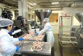 Льготный заем на развитие производства получил хабаровский мясопереработчик при поддержке краевых фондов